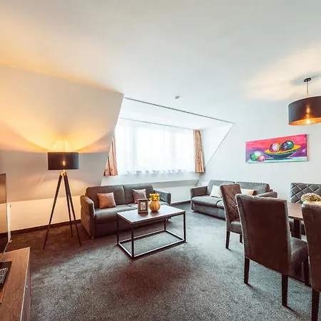 Familienapartment Am Neumarkt L Апартаменты Дрезден